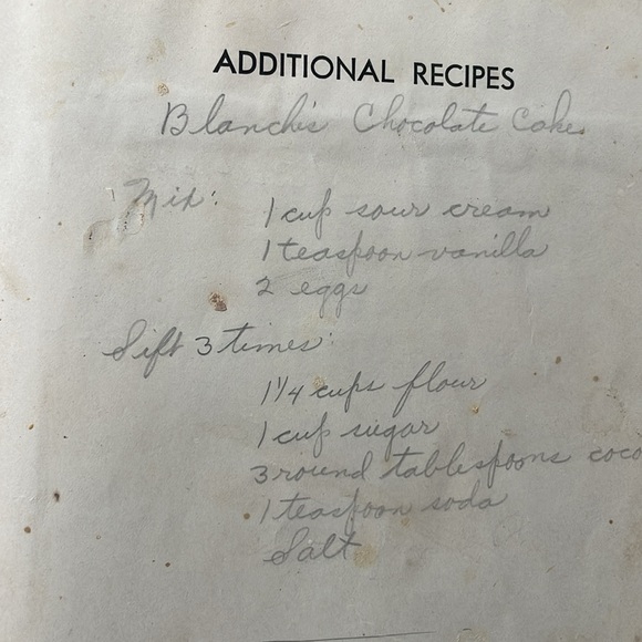 The Household Searchlight Recipe Book, by The Household Magazine 1940 - Picture 12 of 16